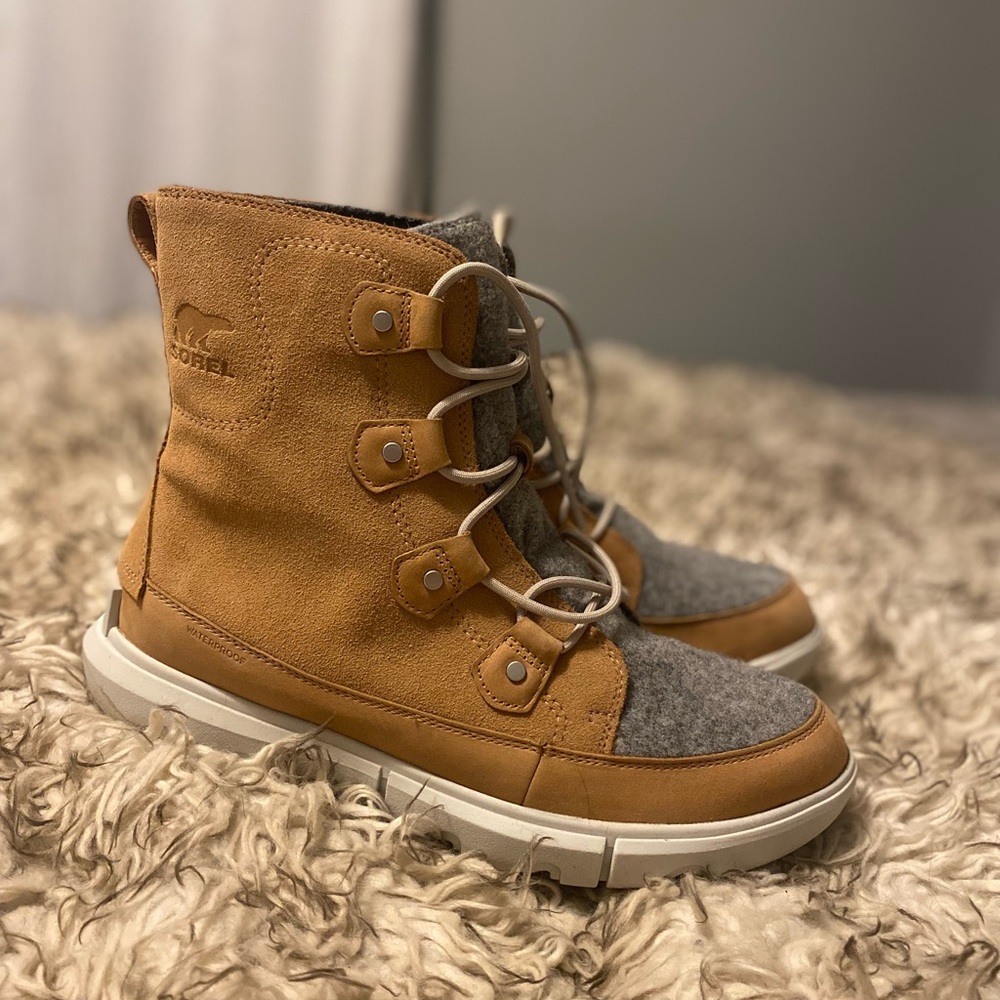 Sorel Explorer II Joan